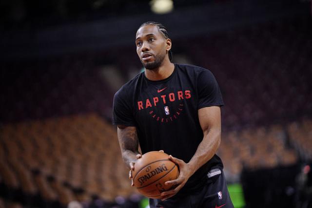 凌空斩世界波，王燊超当选中超官方第29轮最佳球员（世界波凌空破门，王燊超荣膺中超第29轮官方最佳球员）