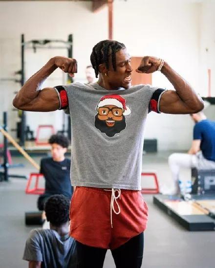 这场比赛的信息量太大了（这场比赛看点爆棚）