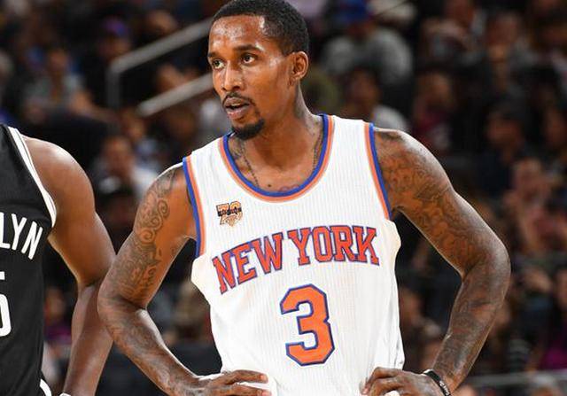 萨拉赫身价暴跌至3000万欧，公开炮轰利物浦（萨拉赫身价缩水至3000万欧，公开抨击利物浦）