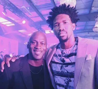 比肩詹科麦！弗拉格成为历史第四位18岁时总得分超300分的球员（与詹科麦同列！18岁即总分破300，弗拉格成史上第4人）