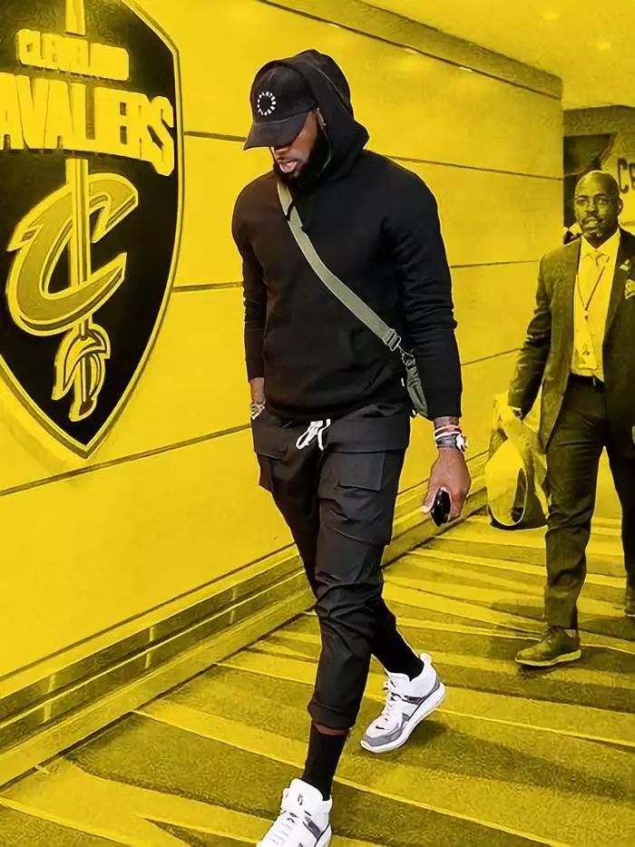 马特拉齐：加图索接了个烂摊子，他肯定愿意自己上去踢世预赛（马特拉齐：加图索接手乱局，有机会他都想亲自上阵踢世预赛）